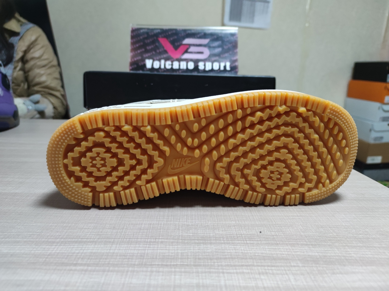 Air Force 1 '07 white/golden DD1525 100