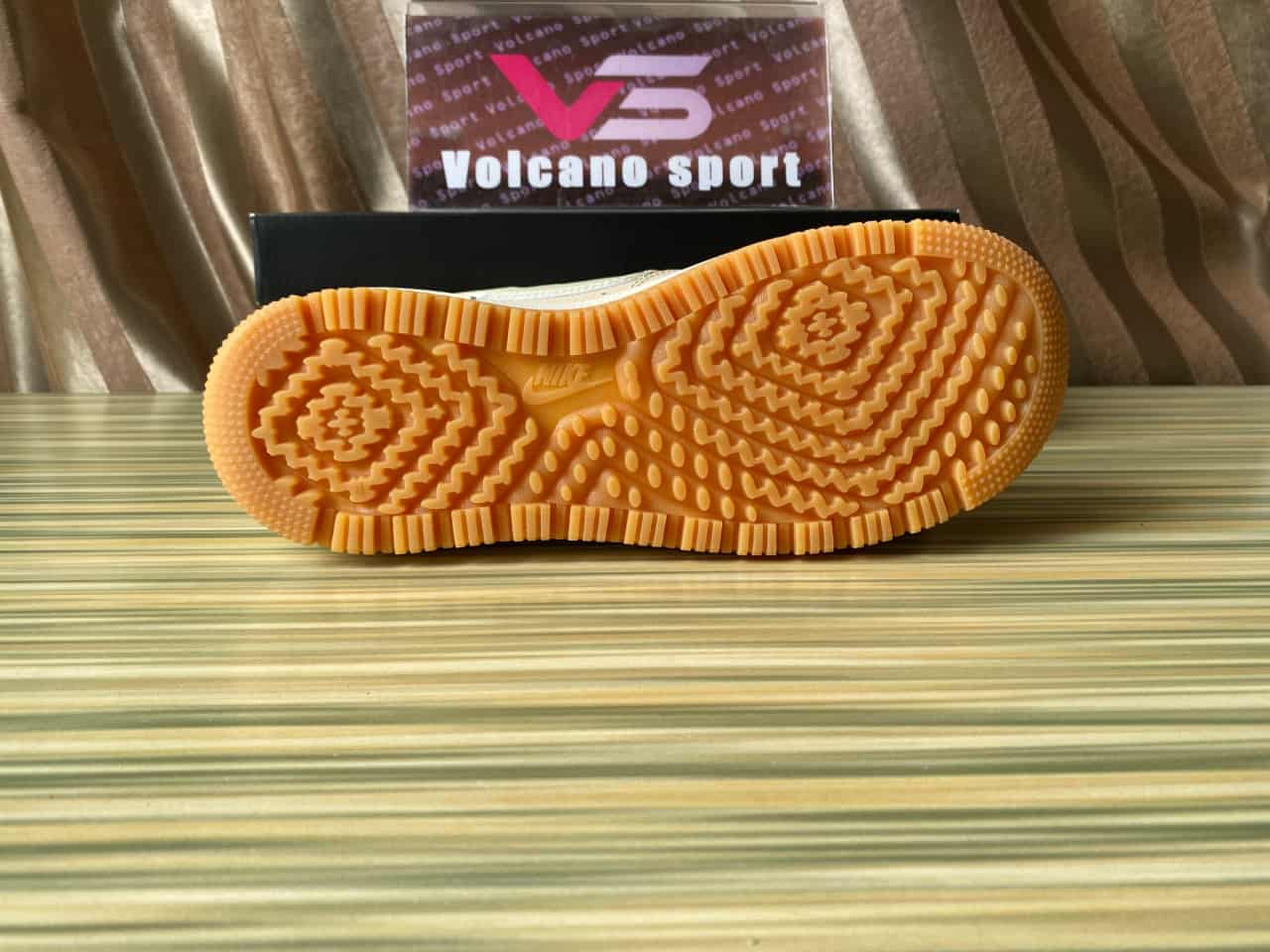 Air Force 1 Low Luxe Pearl White DB4109-200