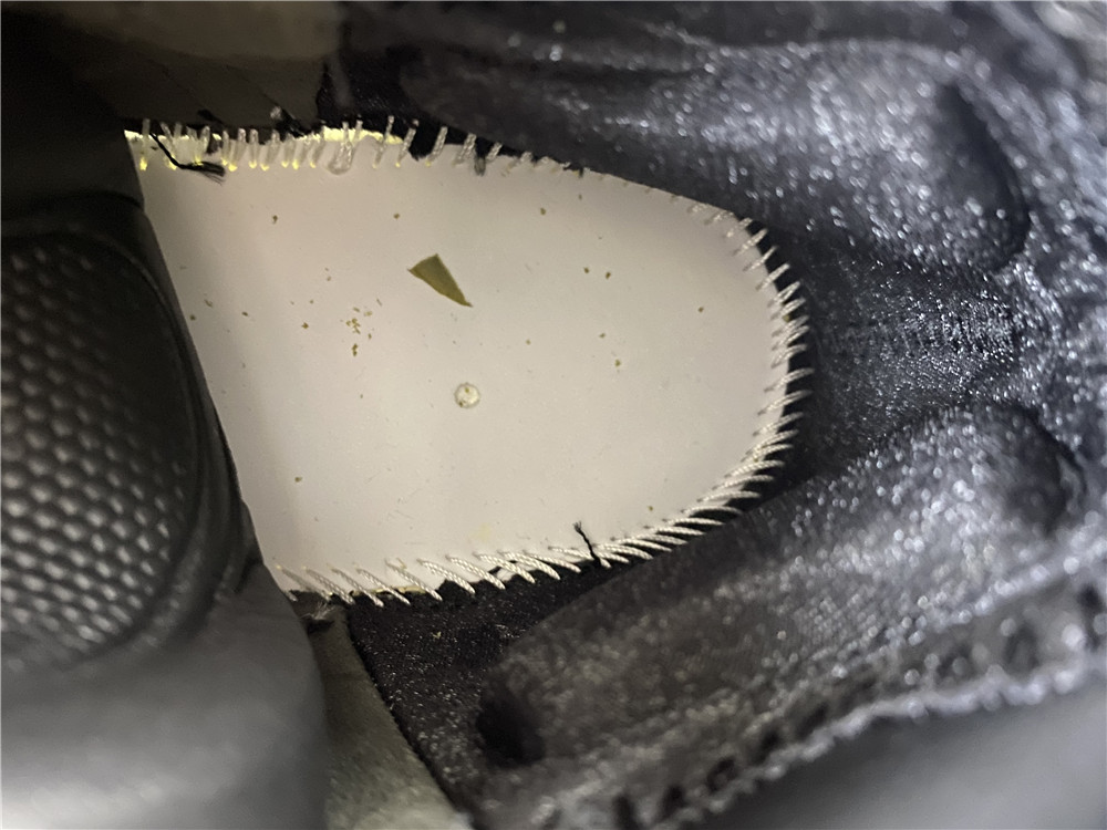 adidas Yeezy QNTM Barium