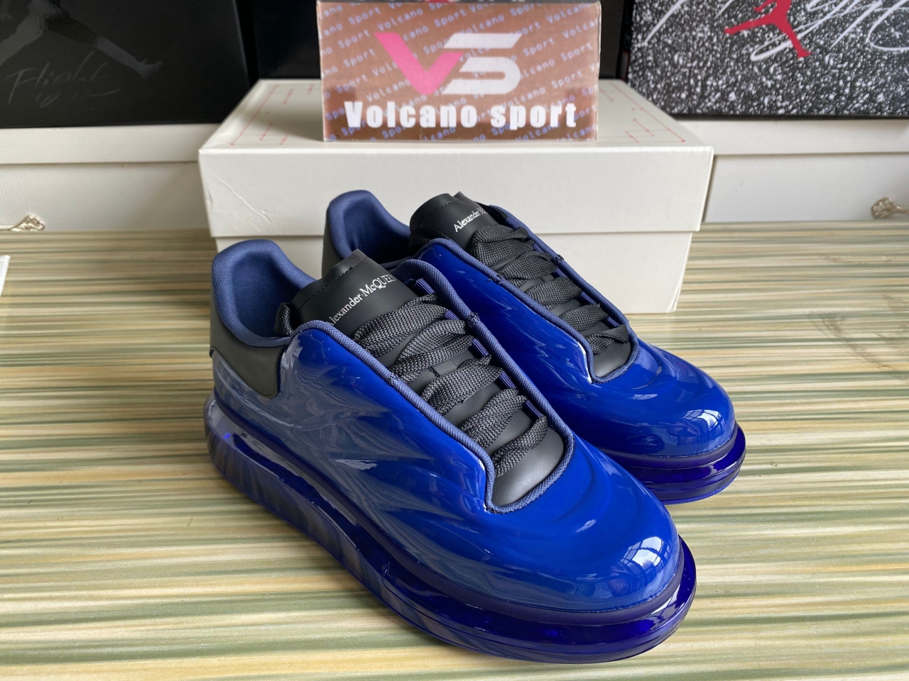 Alexander McQueen Oversized Gloss Navy