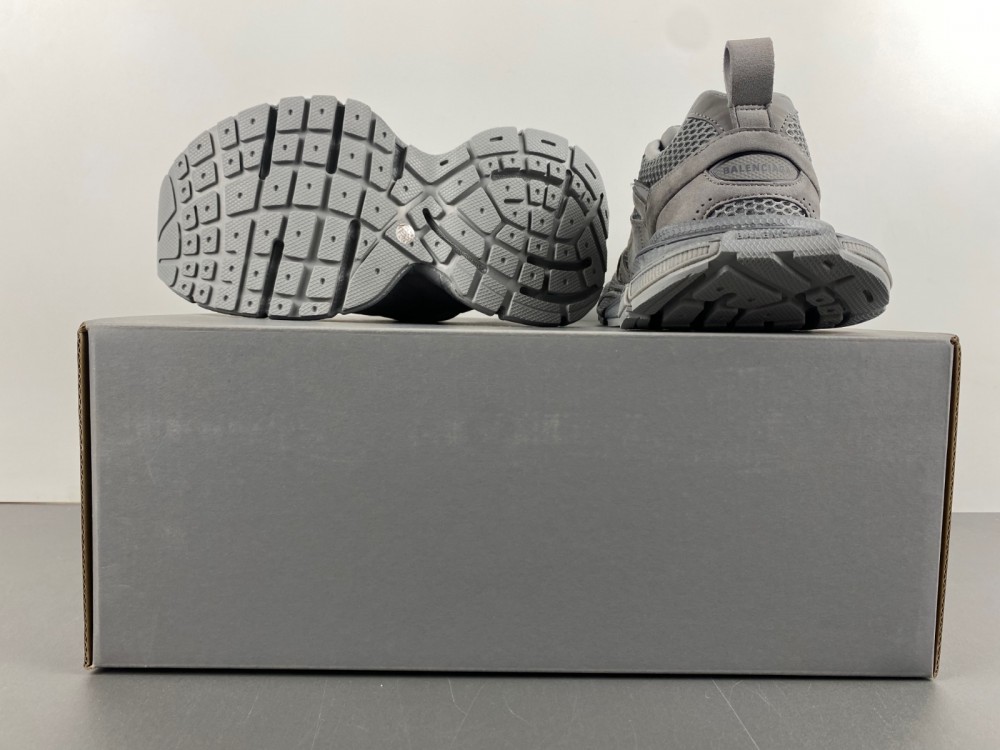 Balenciaga 3XL Grey
