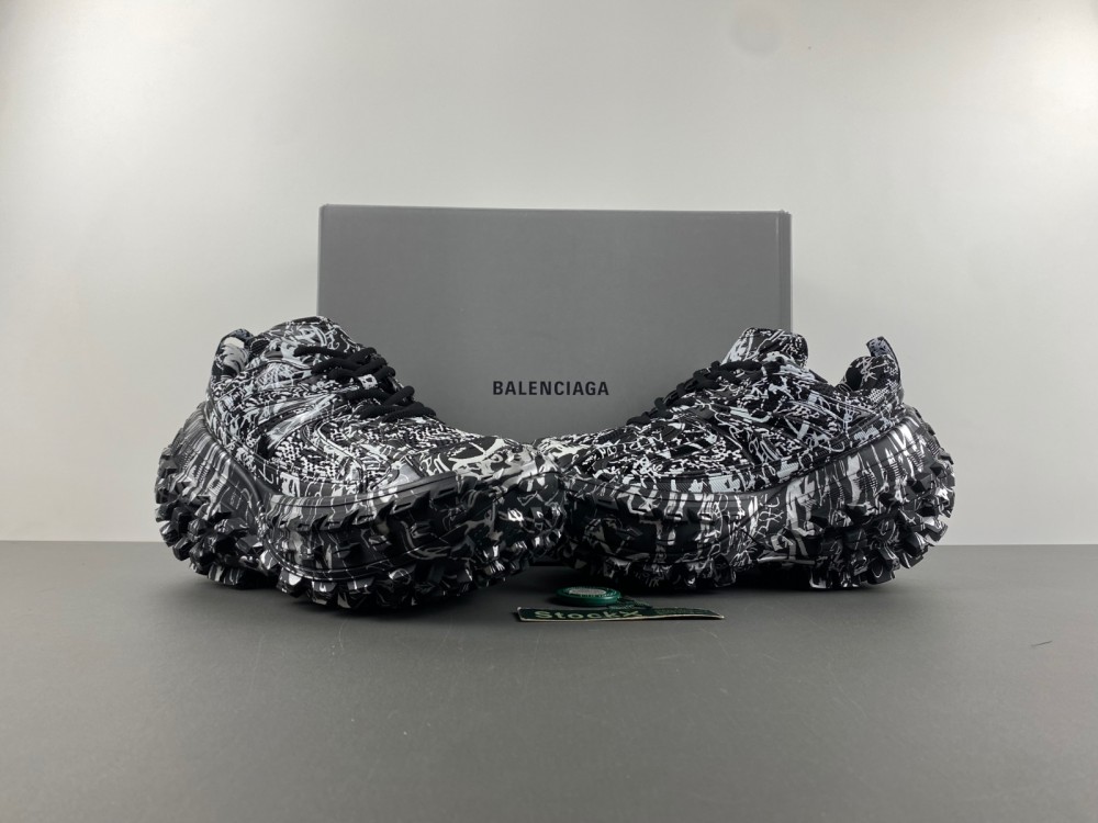 Balenciaga 685613-W2RG1 9015