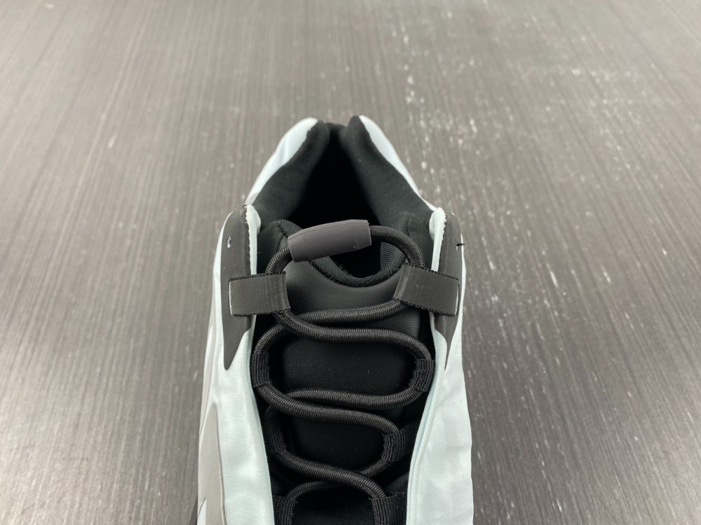adidas Yeezy Boost 700 MNVNBlue Tint