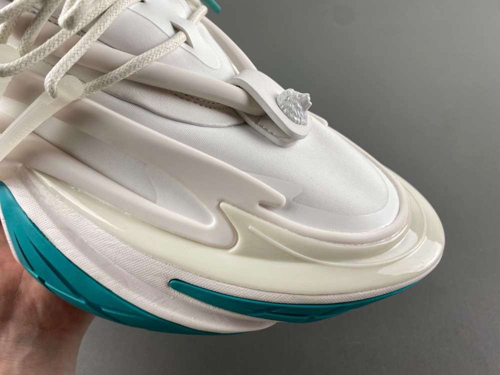 Balmain Unicorn Low Sneakers white