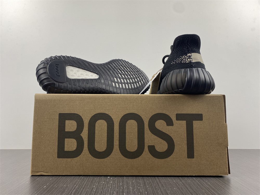 Yeezy Boost 350 V2 Core Black White