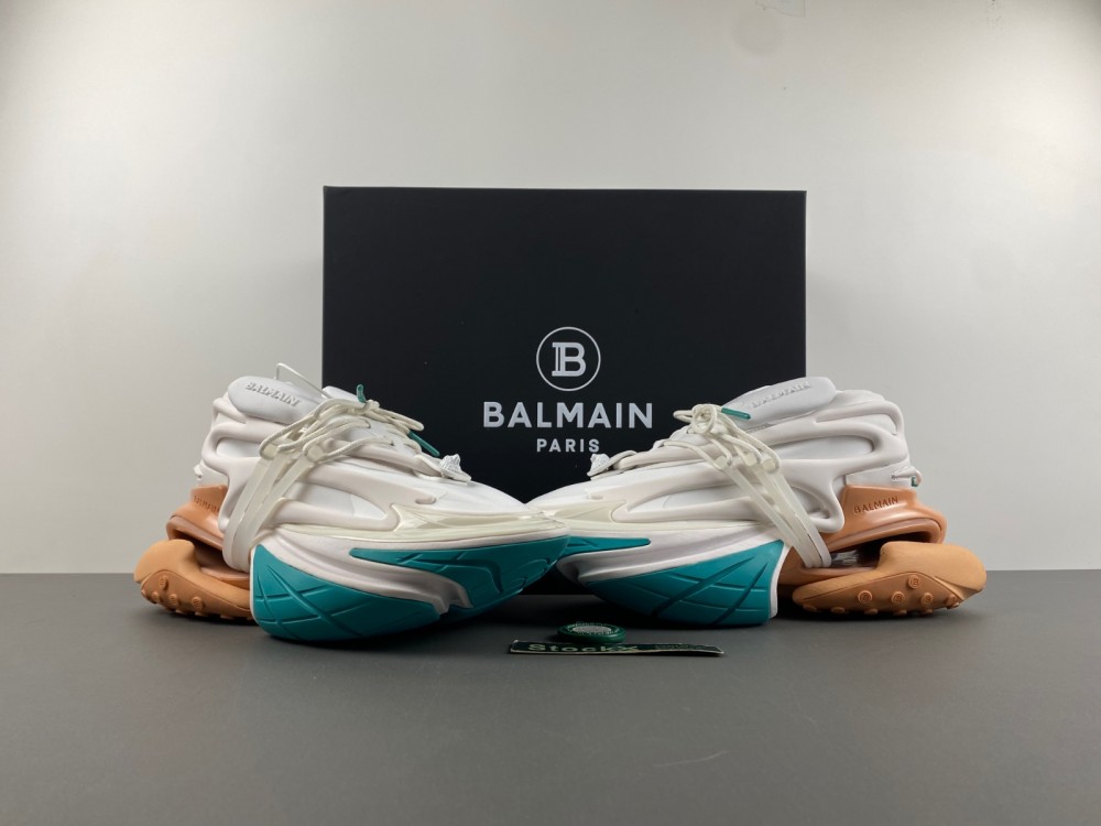 Balmain Unicorn Low Sneakers white