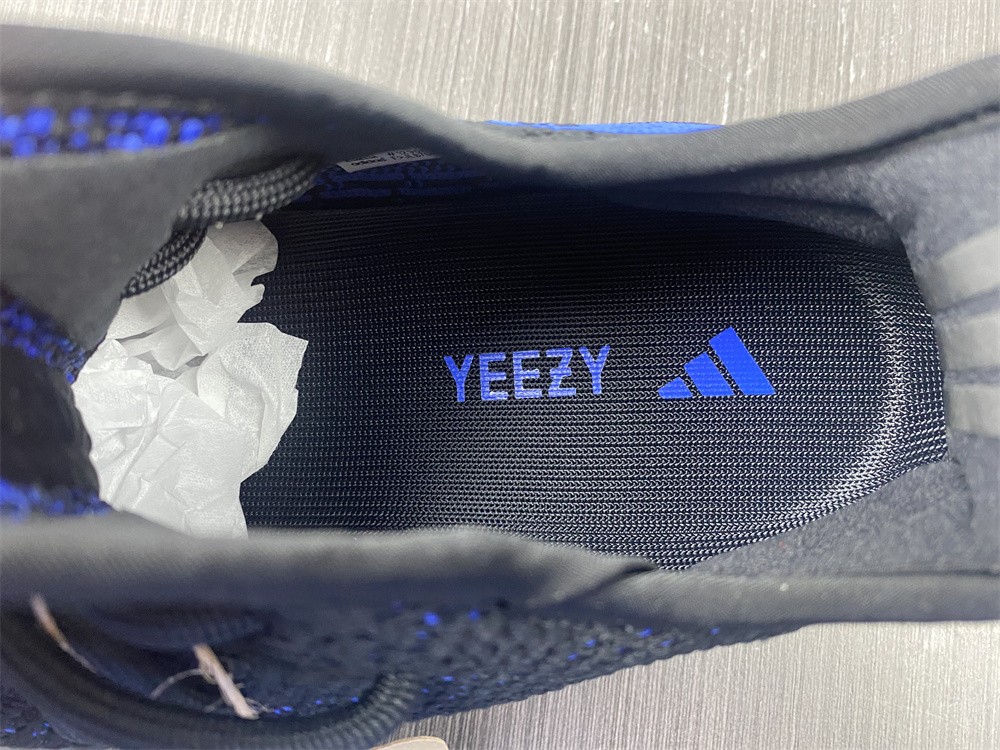 Yeezy Boost 350 V2 Dazzling Blue