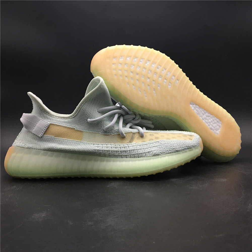 Yeezy Boost 350 V2 Hyperspace