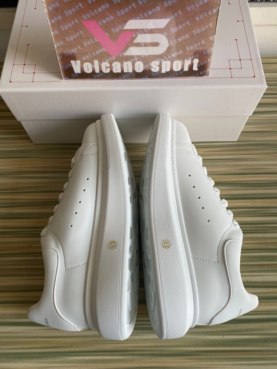 Alexander McQueen Men's Trainers