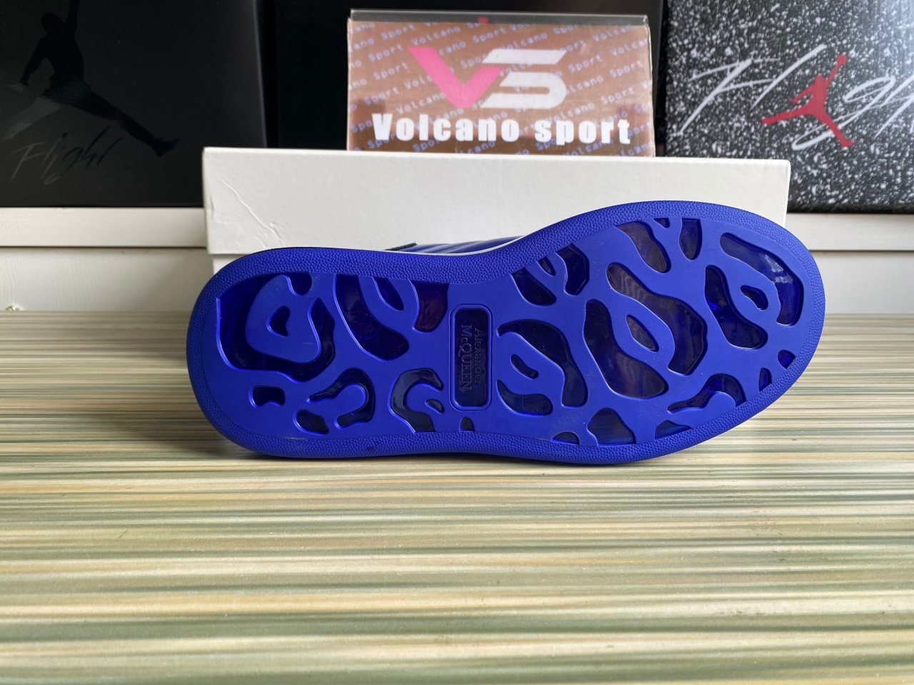 Alexander McQueen Oversized Gloss Navy