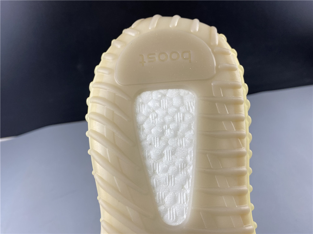 Yeezy Boost 350 V2 Flax