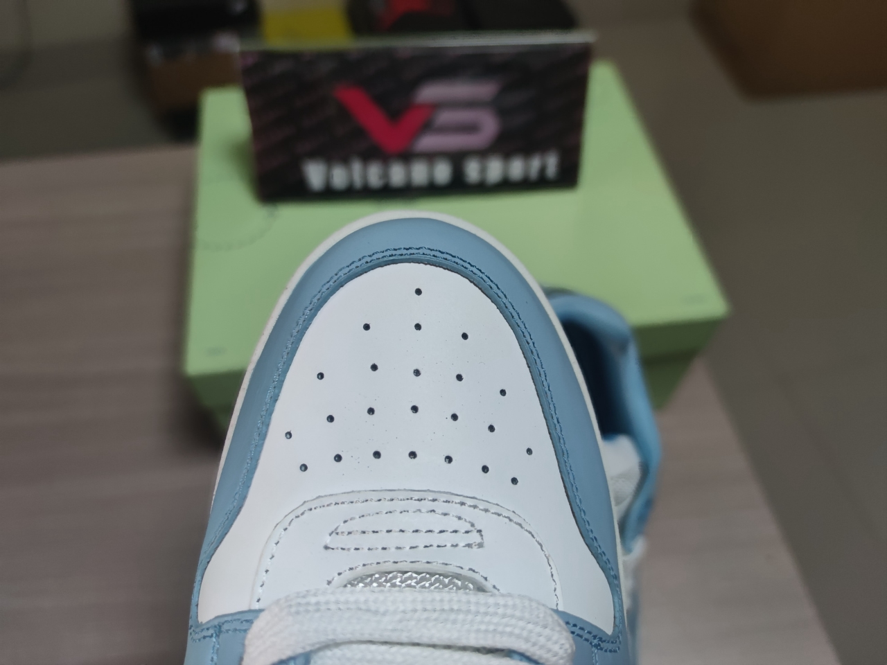 OFF-WHITE OOO Low Out Of Office Calf Leather White Light Blue