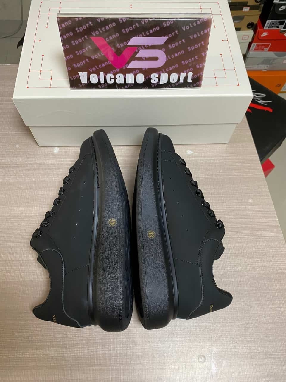 Alexander McQueen Oversized Black