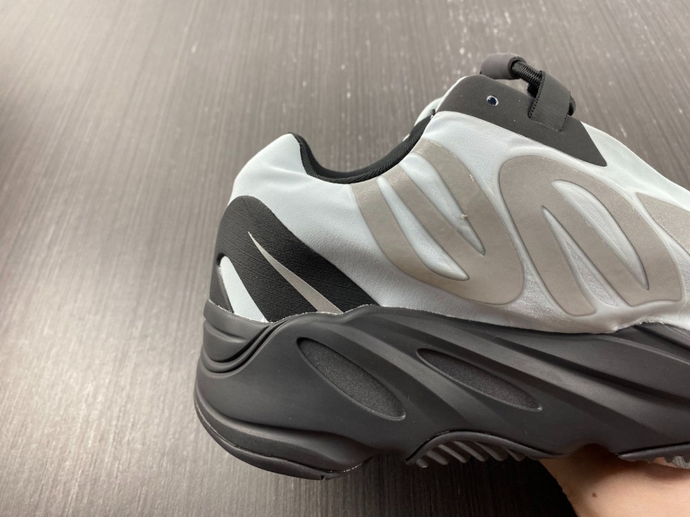 adidas Yeezy Boost 700 MNVNBlue Tint