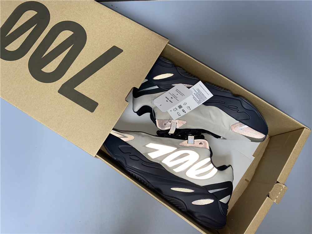 adidas Yeezy Boost 700 MNVNPhosphor