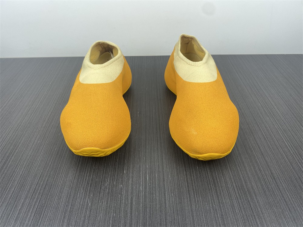 Yeezy Knit Runner Sulfur Orange