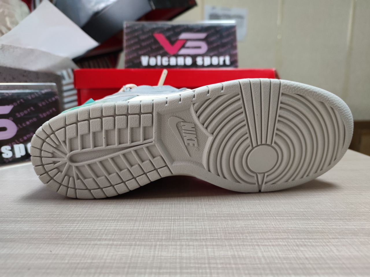 Dunk Low Off-White Lot 9 DM1602 109