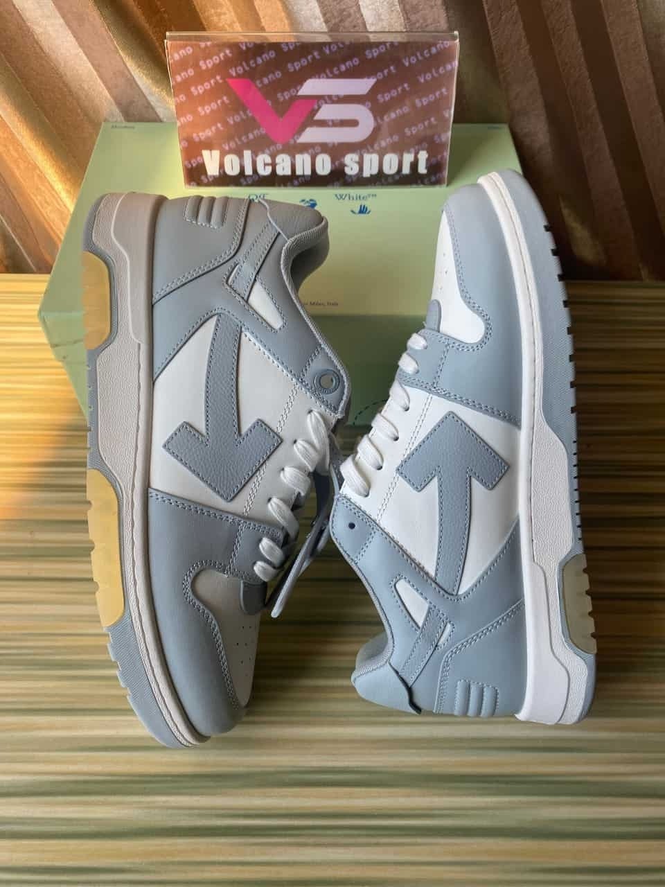 OFF-WHITE Out Of Office 