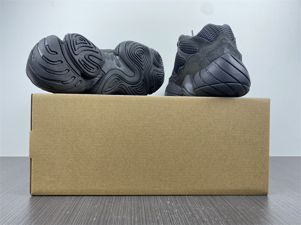 adidas Yeezy 500Utility Black