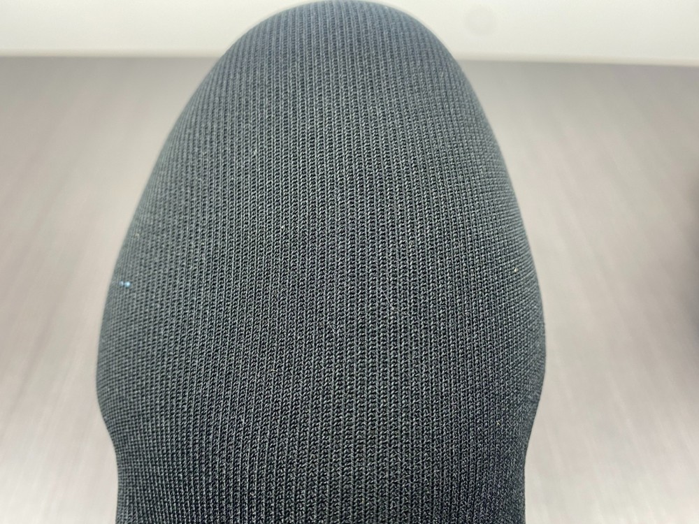 Yeezy Knit RNR Sulfur Black and White