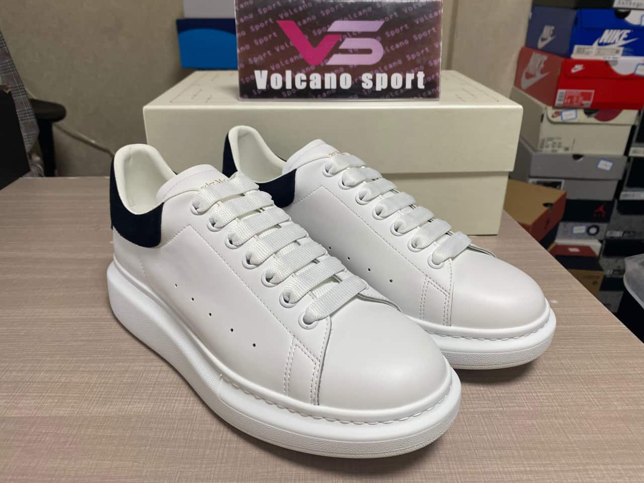 Alexander McQueen Oversized Ivory Black