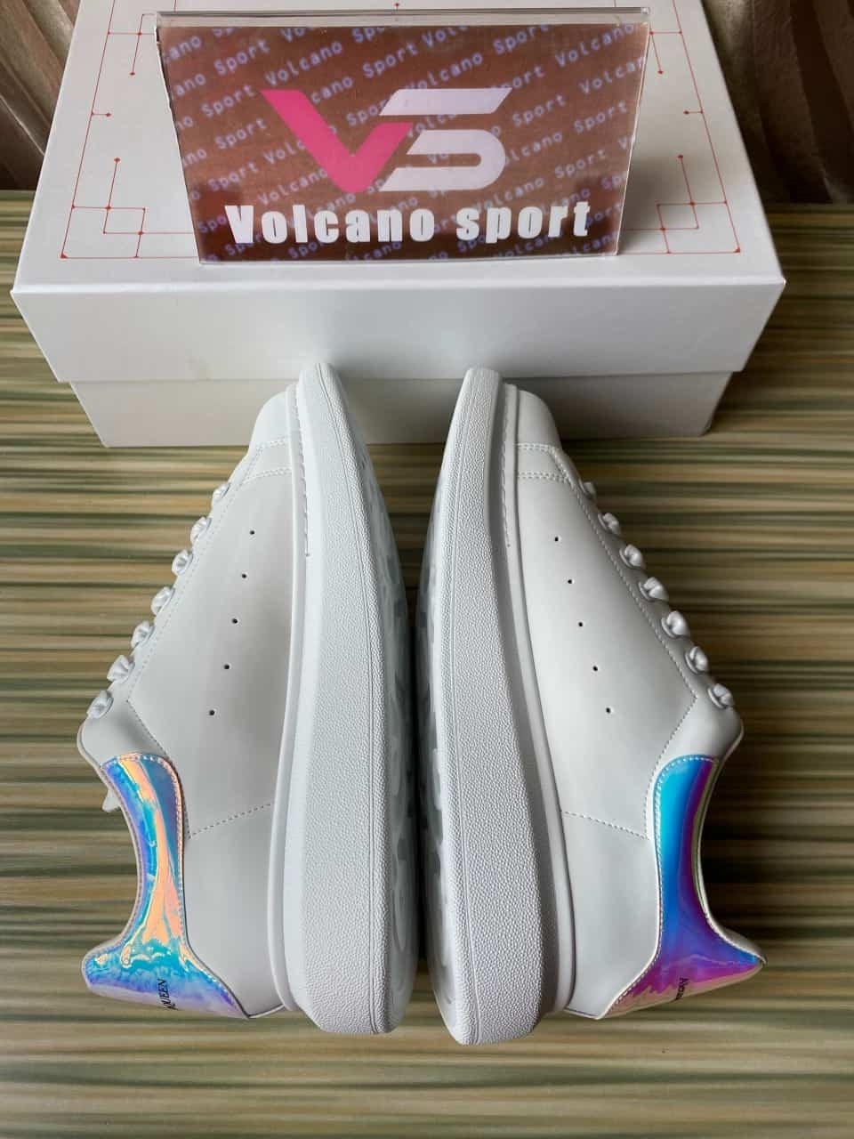 Alexander McQueen Larry Low top Sneakers White Lace