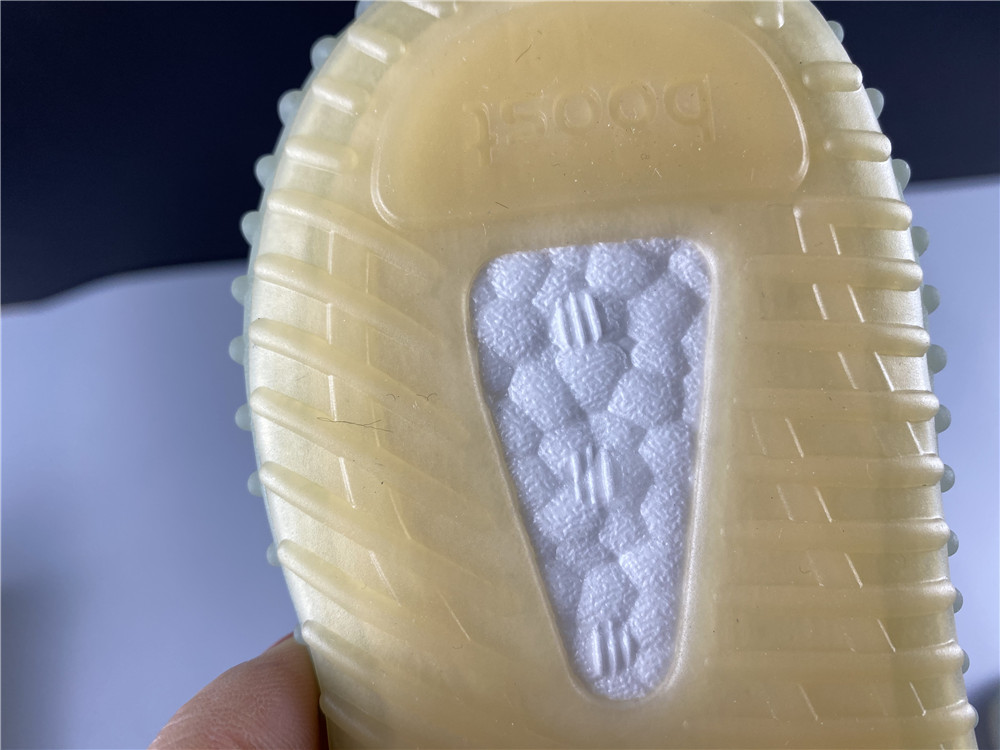 Yeezy Boost 350 V2 Desert Sage