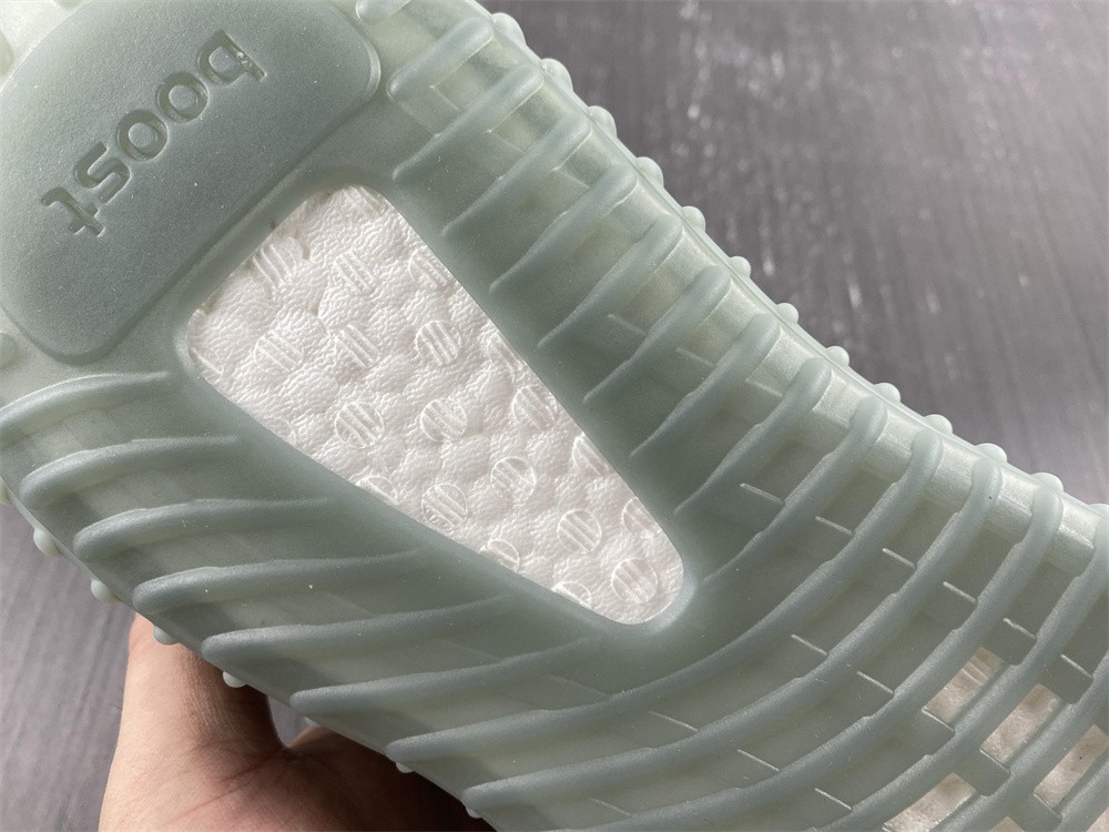 Yeezy Boost 350 V2 Salt