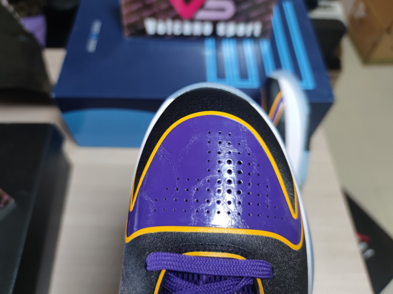 Kobe 5 Protro Lakers CD4991 500