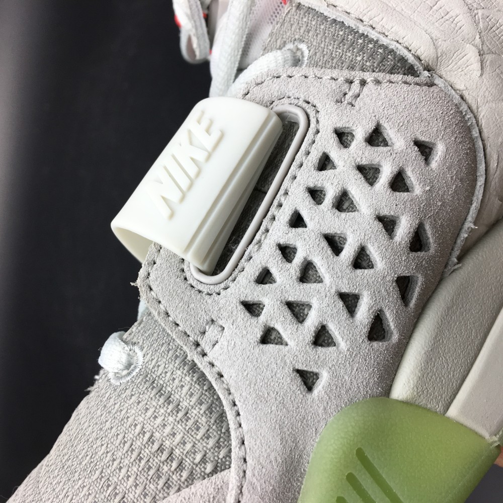 Nike Air Yeezy 2 Pure Platinum