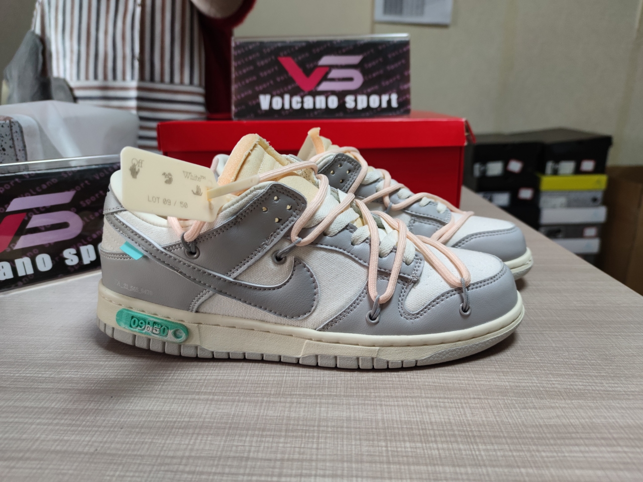 Dunk Low Off-White Lot 9 DM1602 109