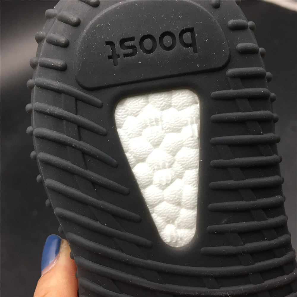 Yeezy Boost 350 V2 Black (Non-Reflective) (Kids)