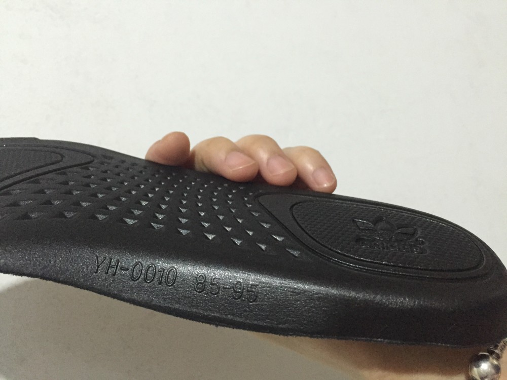 Yeezy Boost 350 V2 Core Black Copper