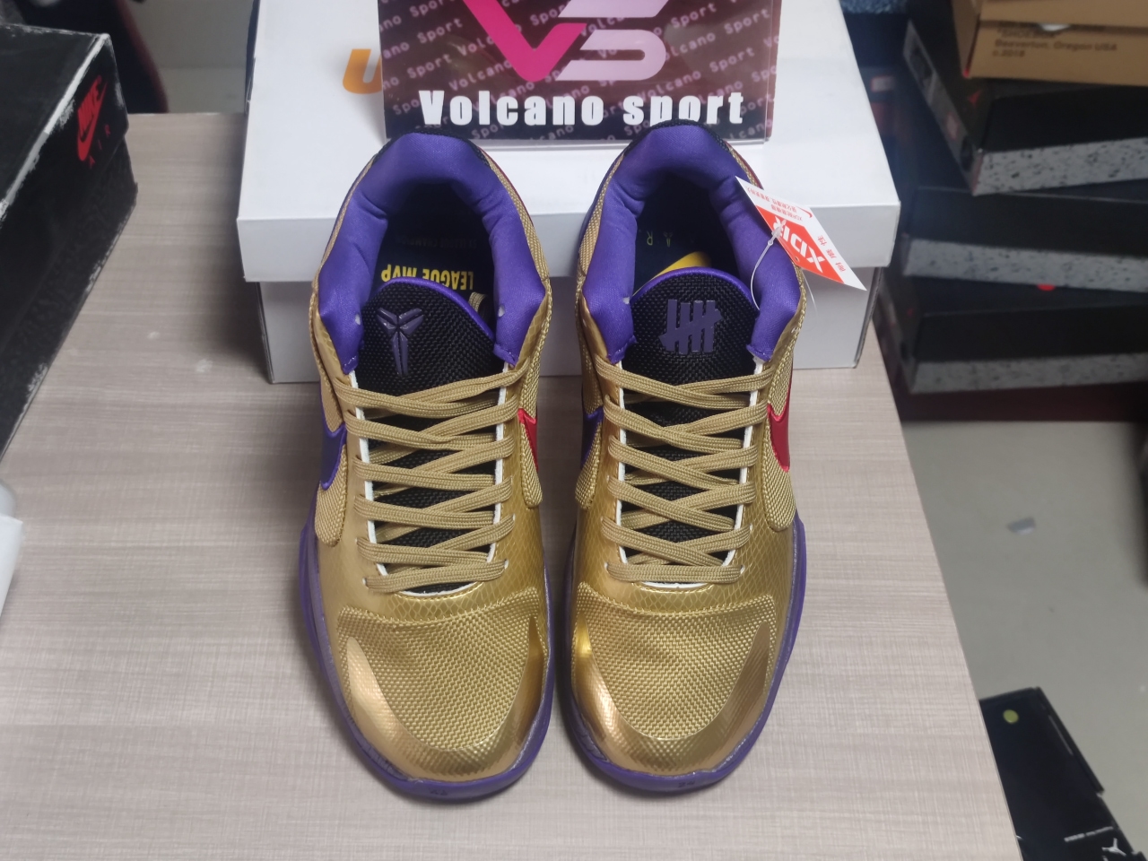 Kobe 5 Protro Undefeated Hall of Fame DA6809 700