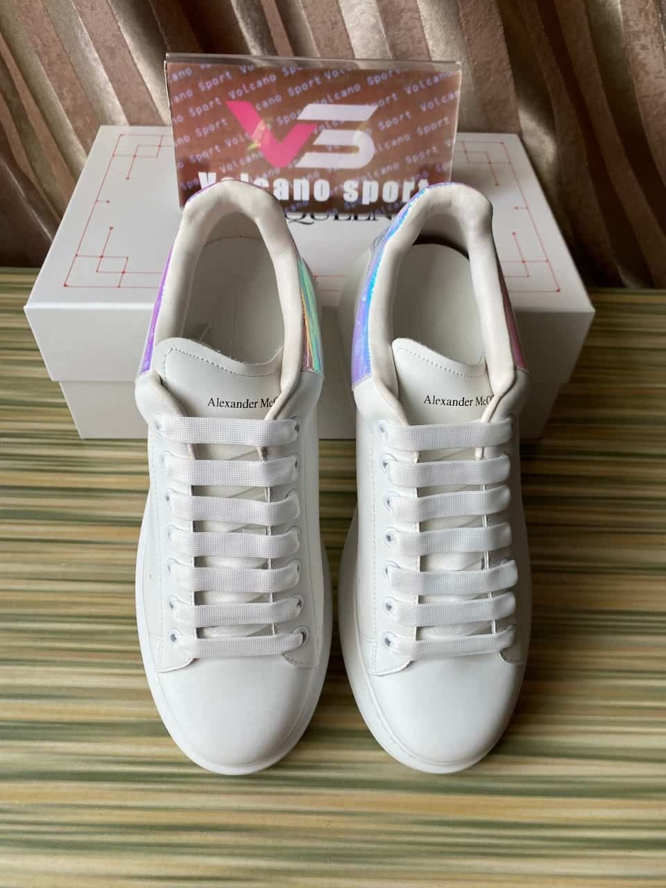 Alexander McQueen Larry Low top Sneakers White Lace