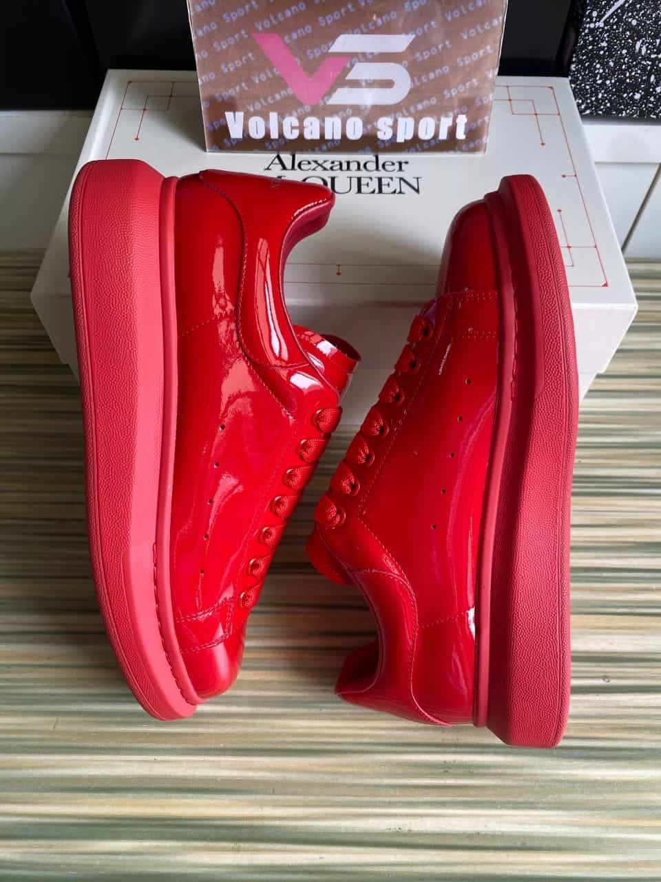 Alexander McQueen Gloss Red