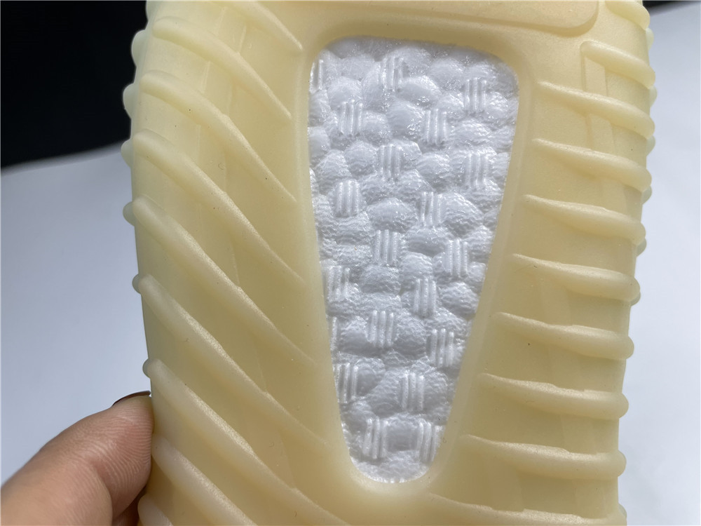 Yeezy Boost 350 V2 Light