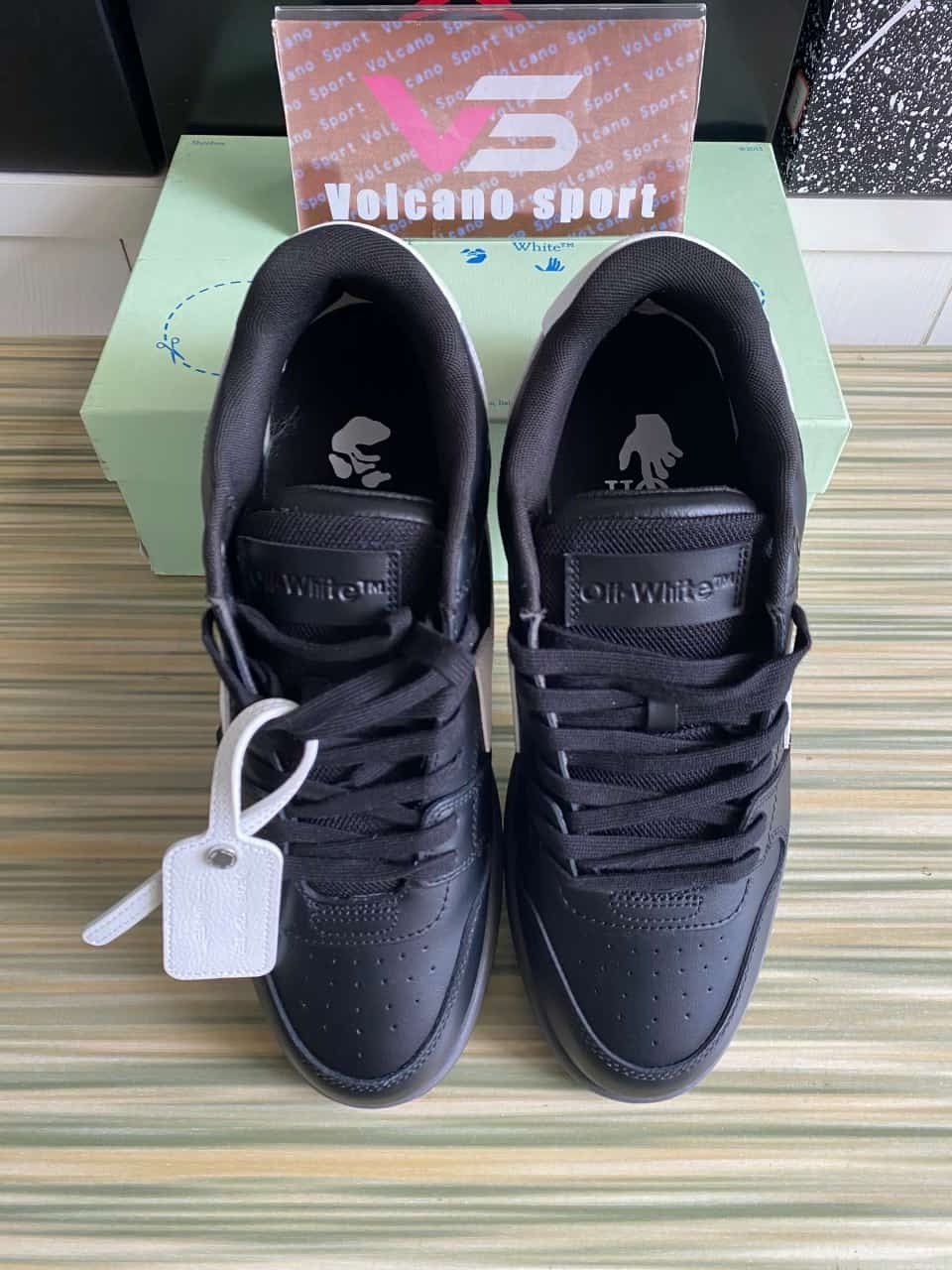 OFF-WHITE Out Of Office OOO Low Tops Black Grey White SS22