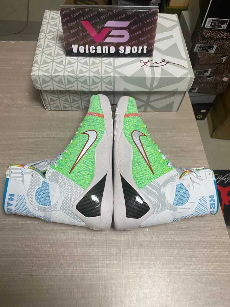 Nike Kobe 9 Elite What the Kobe 678301-904