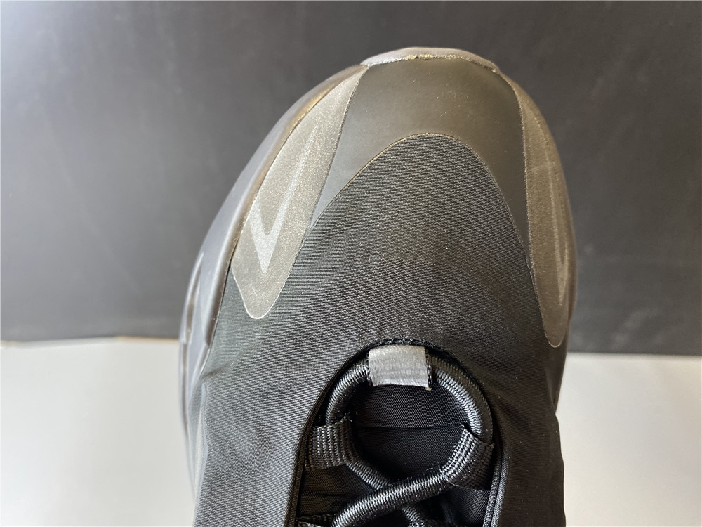 adidas Yeezy Boost 700 MNVNTriple Black