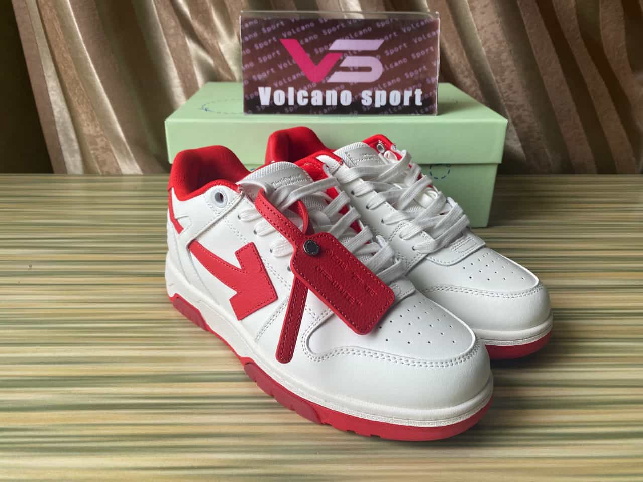 OFF-WHITE Out Of Office 