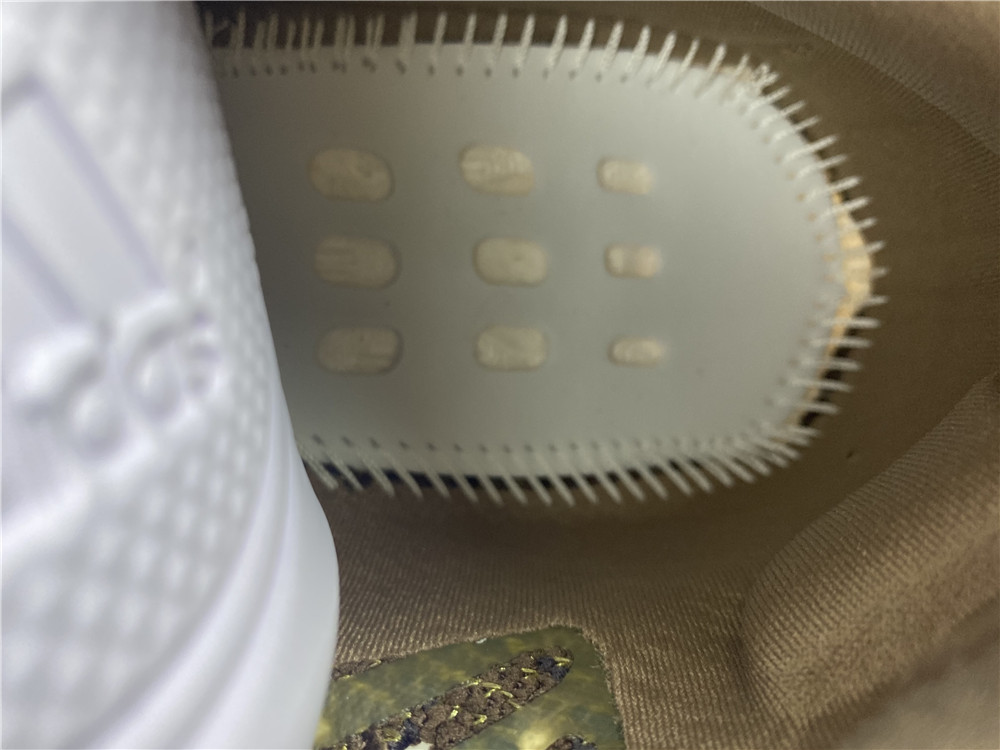 adidas Yeezy Boost 380Lmnte