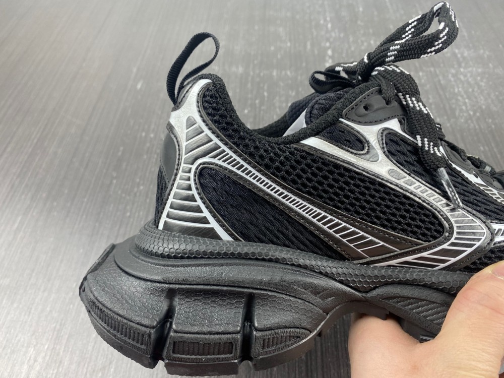 十IAGA -PHANTOM SNEAKER W1RB5 0102