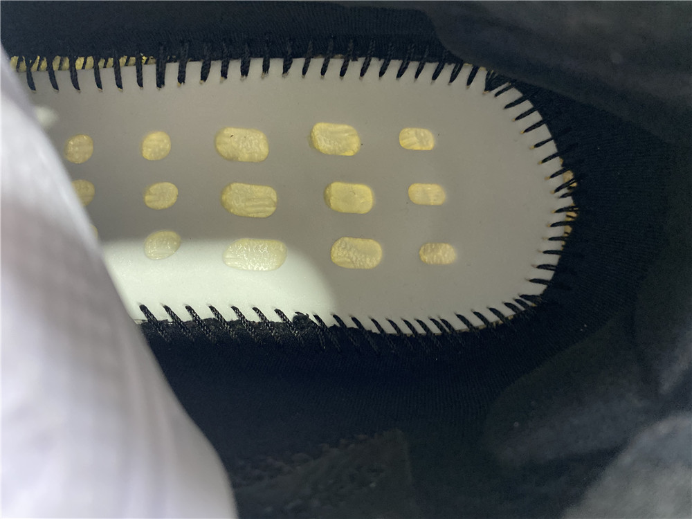 adidas Yeezy Boost 380Onyx