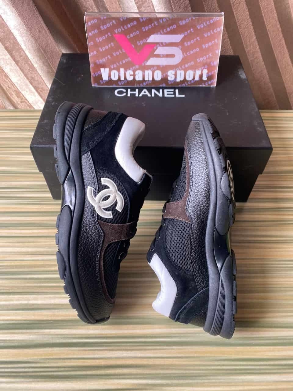 Chanel Low Top Trainer Black White