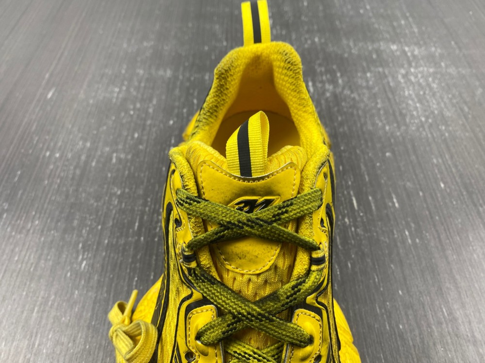 Balenciaga 3xl Sneakers in Yellow for Men