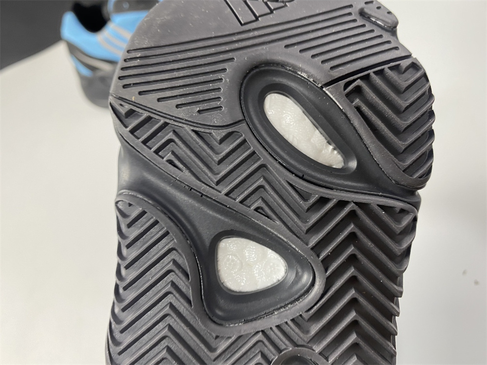 adidas Yeezy Boost 700 MNVNBright Cyan