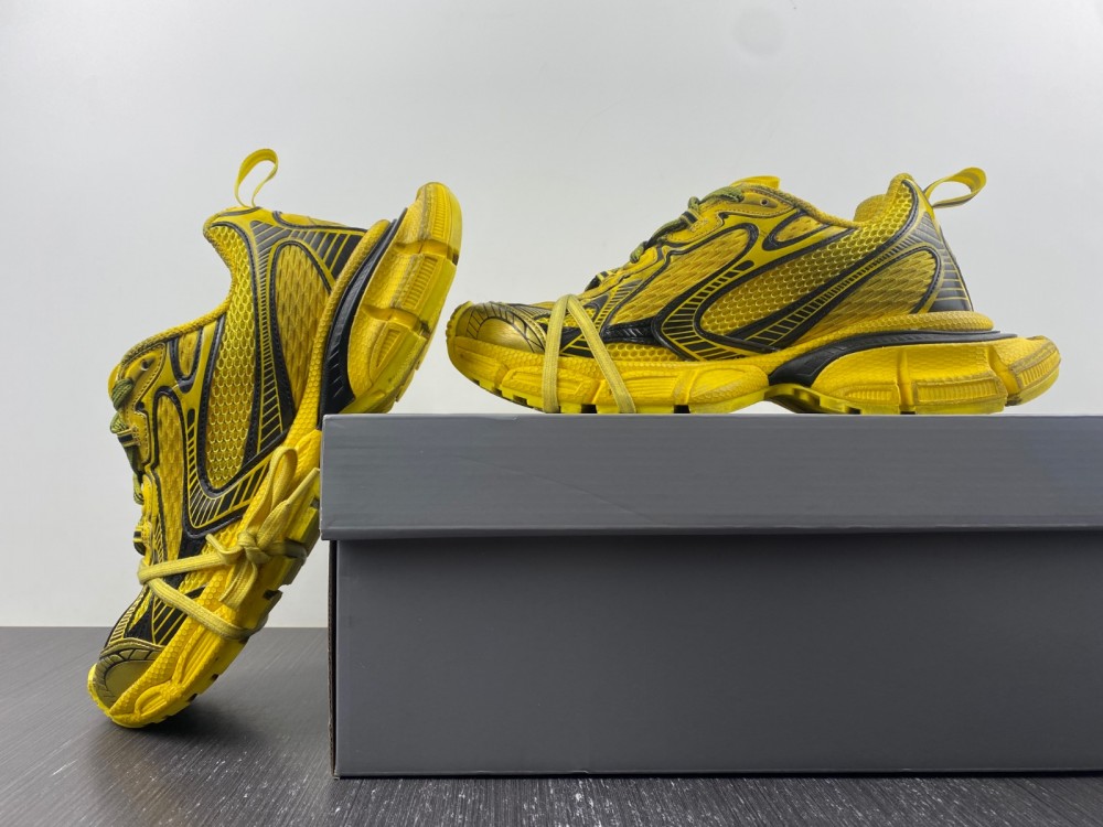 Balenciaga 3xl Sneakers in Yellow for Men
