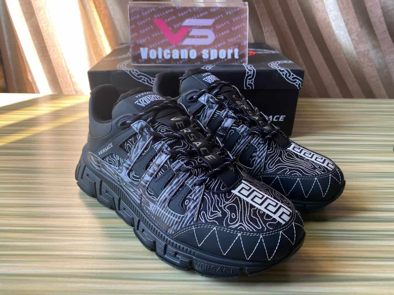 Versace Trigreca Black