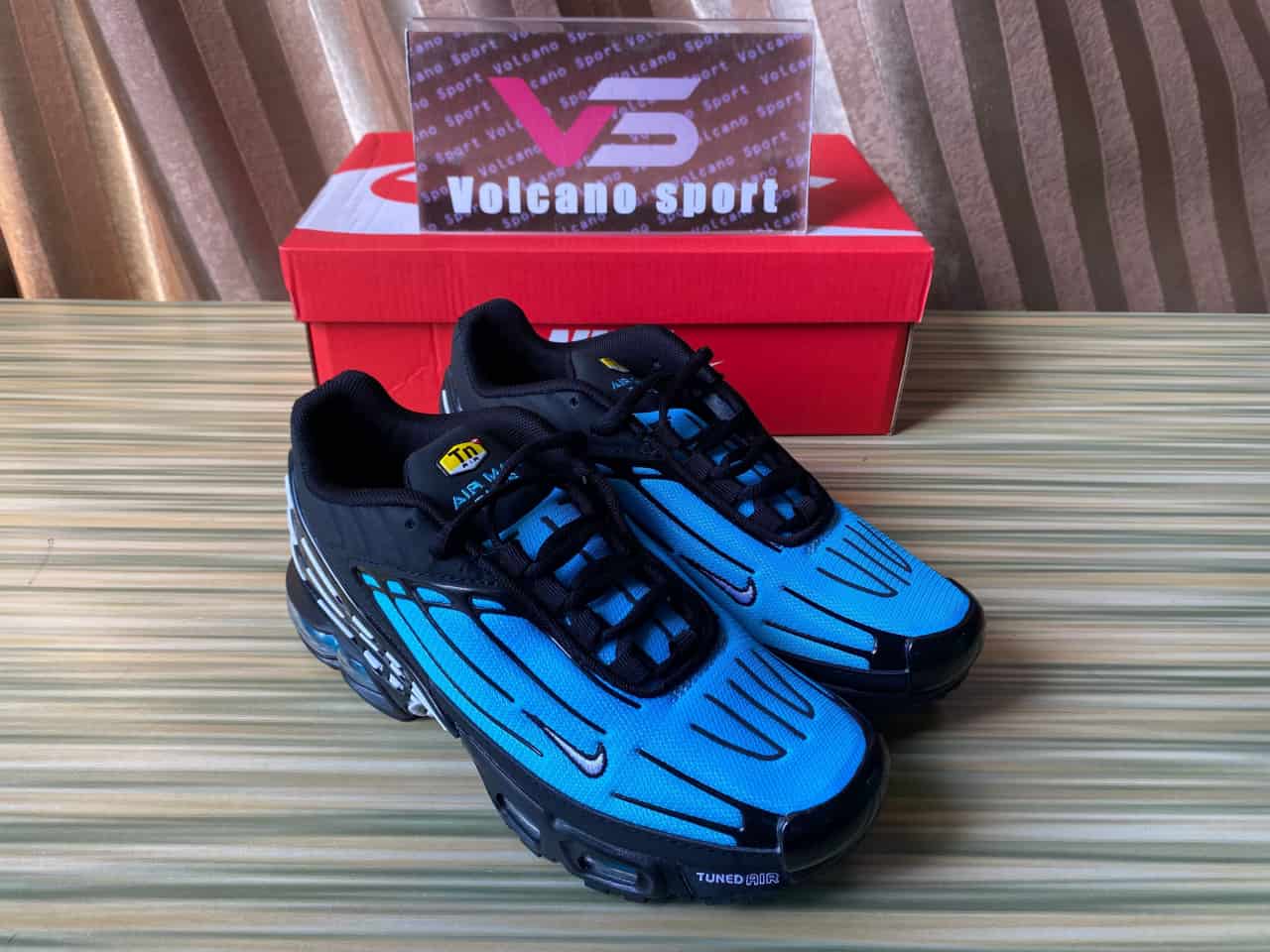 Nike Air Max Plus 3 Aqua Gradient FQ2417-001